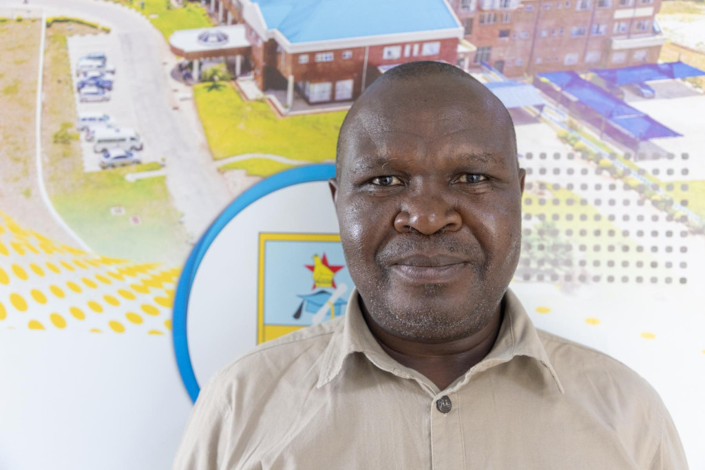 Mr Albert Gumbo