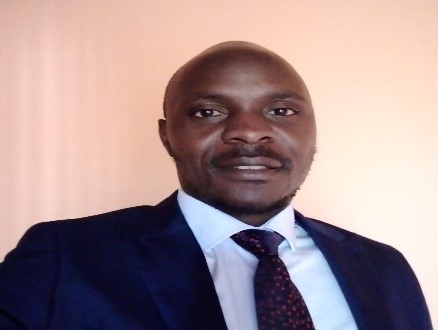 Dr Munetsi Zvavahera